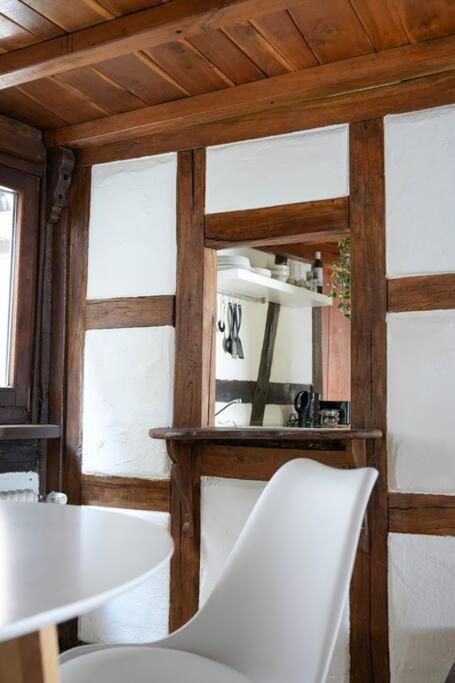 Charmante Fachwerk Wohnung Mit Terrasse In Der Altstadt Кобленц Екстериор снимка