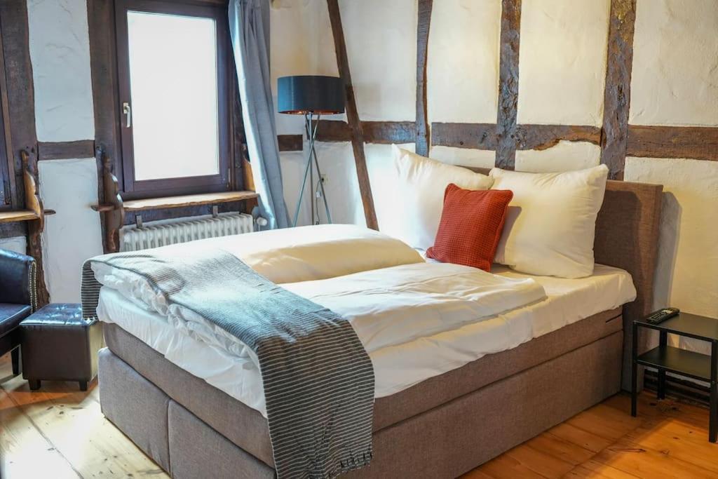 Charmante Fachwerk Wohnung Mit Terrasse In Der Altstadt Кобленц Екстериор снимка