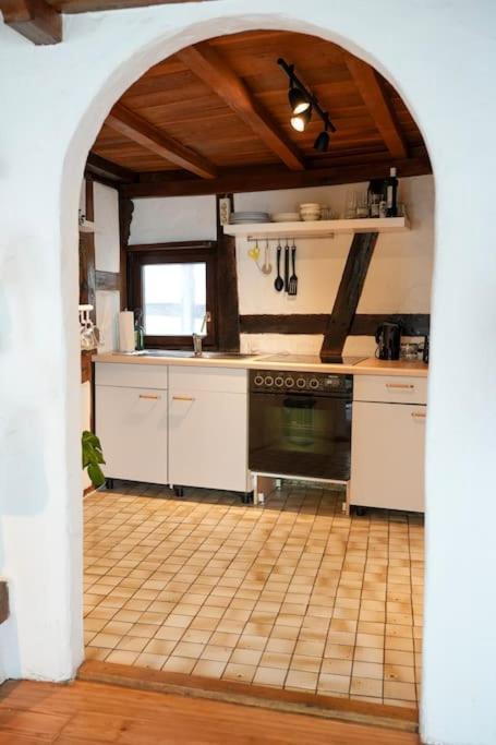 Charmante Fachwerk Wohnung Mit Terrasse In Der Altstadt Кобленц Екстериор снимка
